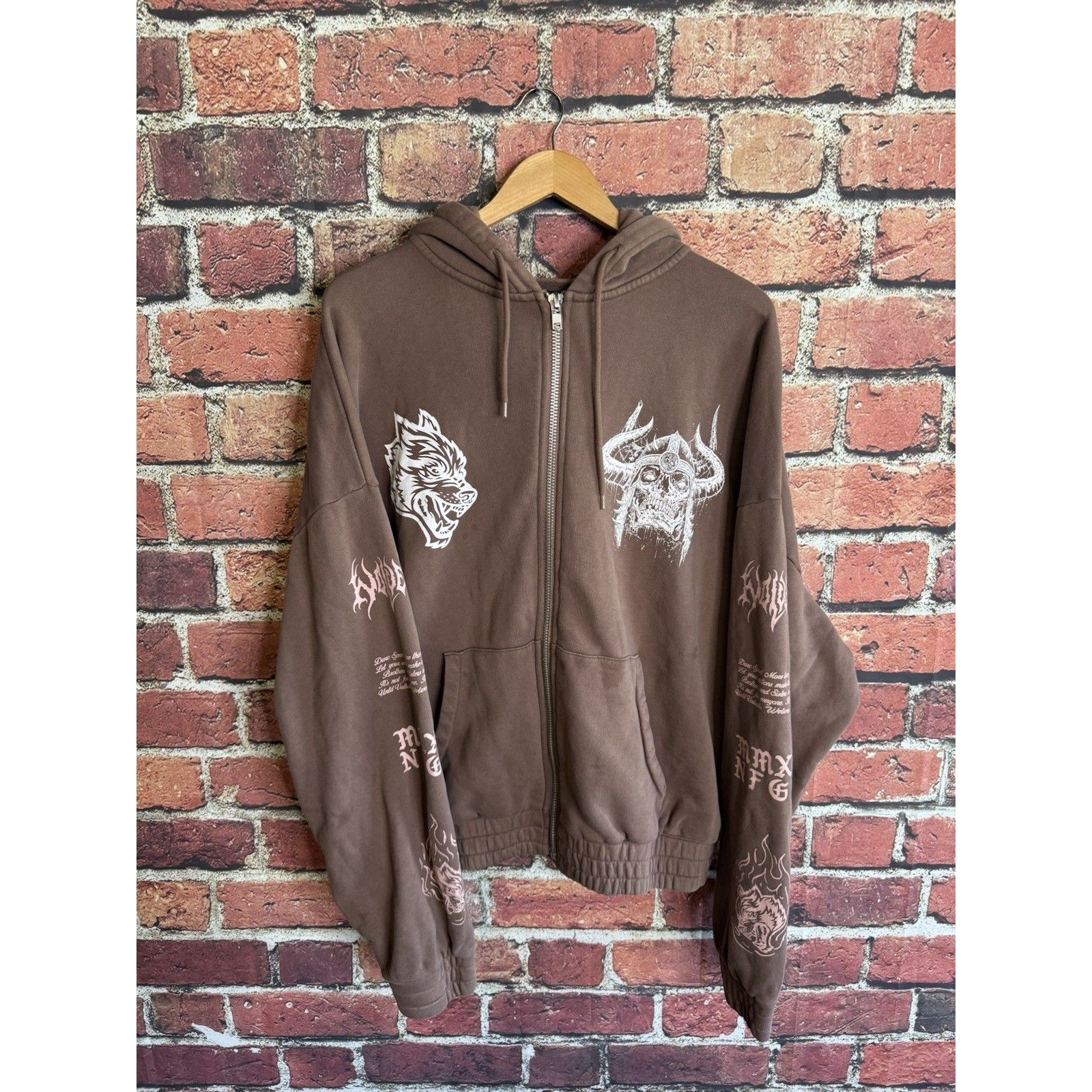 Darc Sport Wolves Forever Womens Brown Full Zip Hooded Valhalla Sweater Large